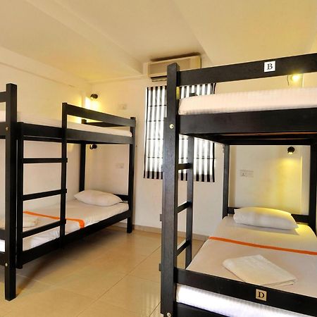 Sea Breeze Guest House Negombo Cameră foto