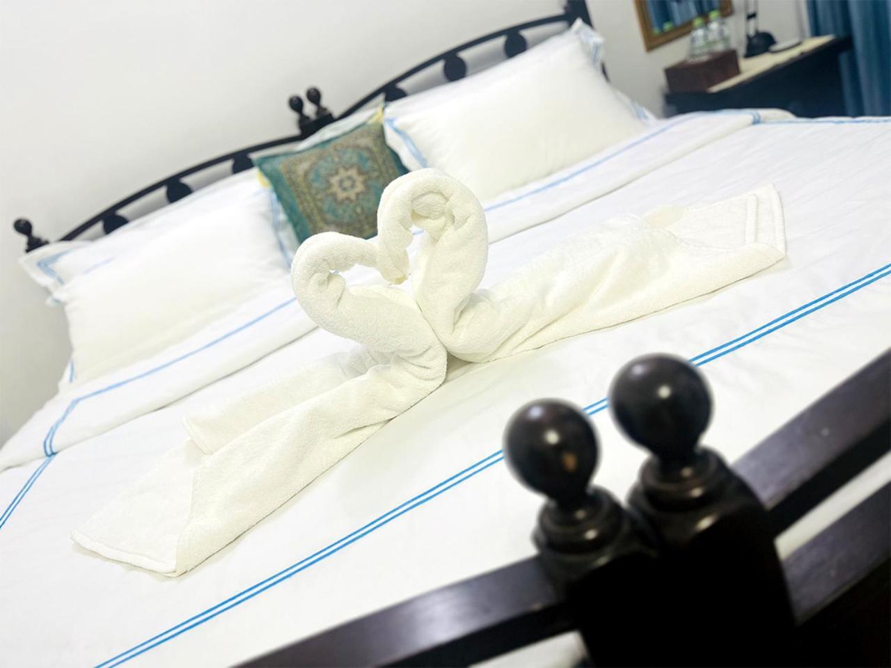 Sea Breeze Guest House Negombo Exterior foto