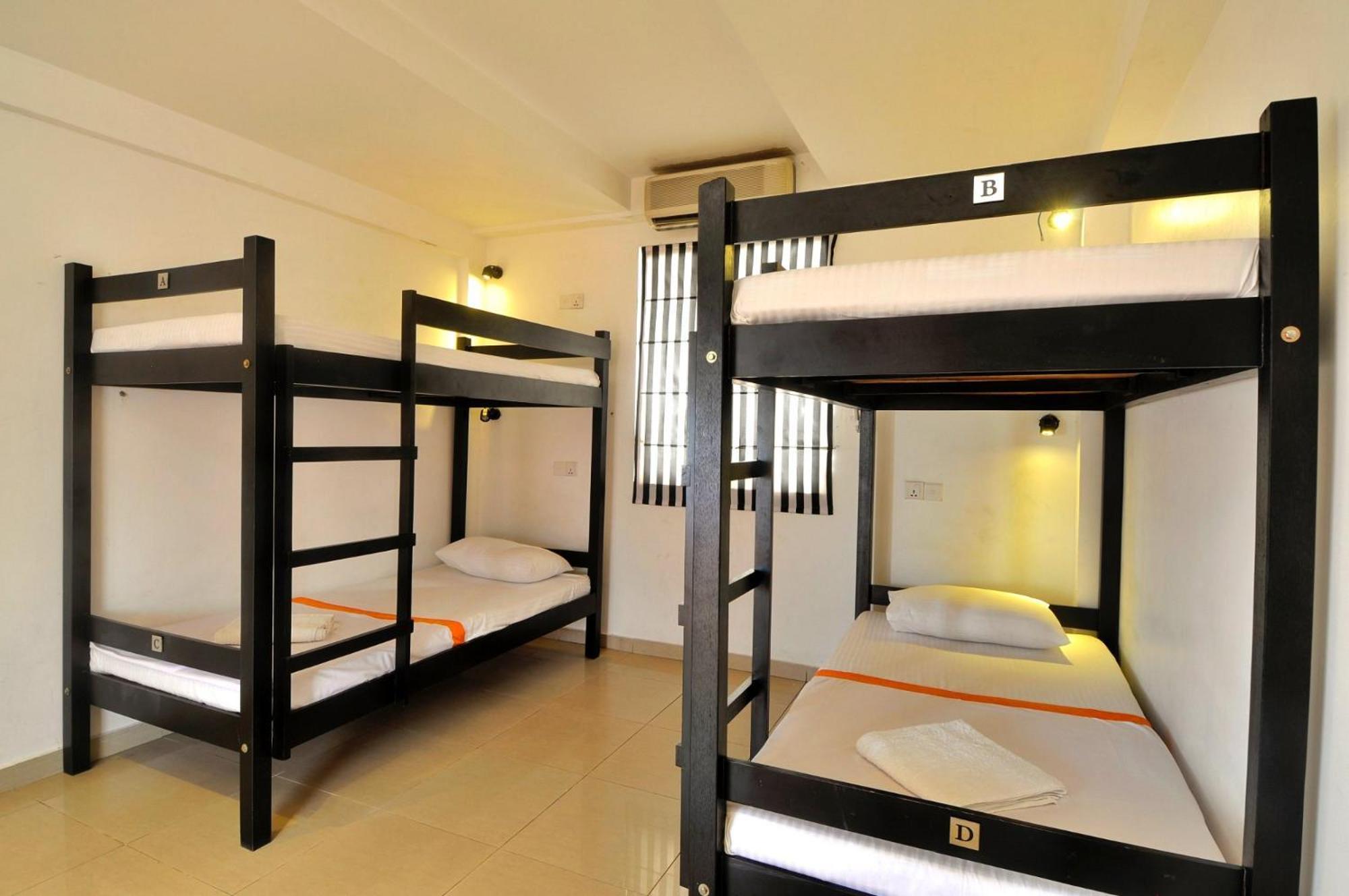 Sea Breeze Guest House Negombo Cameră foto